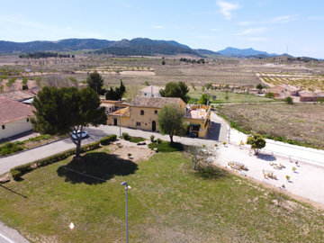 3054bargabrieles200422095922dji006100000719st