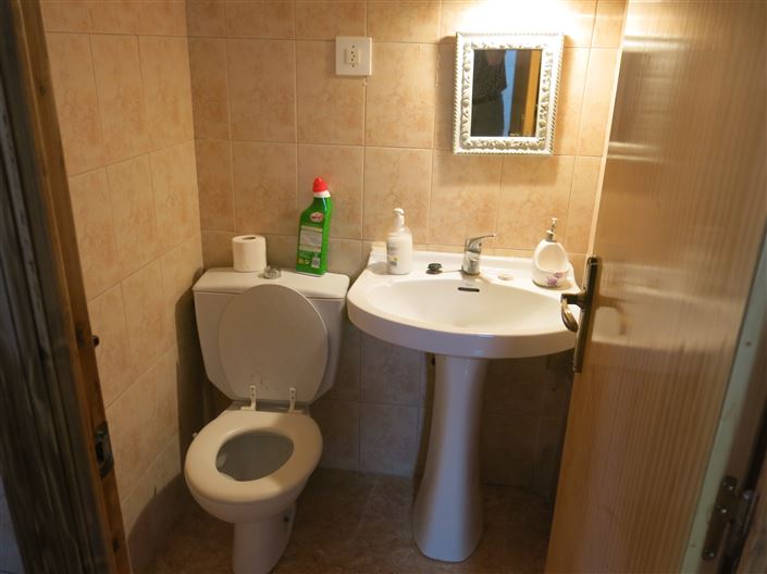 Image No.13-2 Bed Townhouse for sale