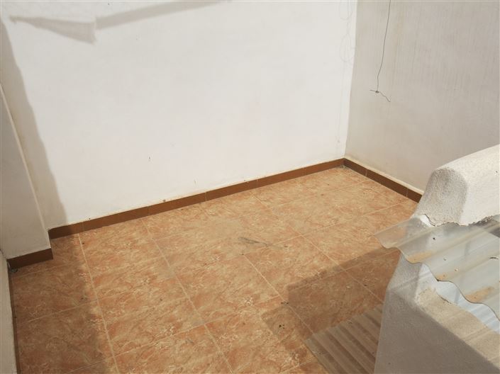 Image No.21-2 Bed Townhouse for sale