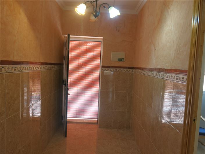 Image No.3-2 Bed Townhouse for sale