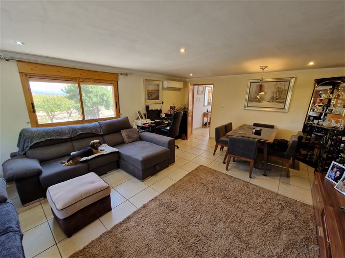 Image No.18-3 Bed Townhouse for sale