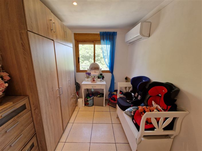 Image No.30-3 Bed Townhouse for sale