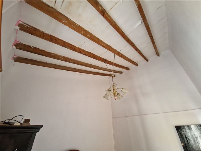 Image No.8-2 Bed Townhouse for sale