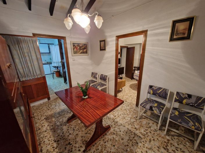 Image No.14-4 Bed Townhouse for sale