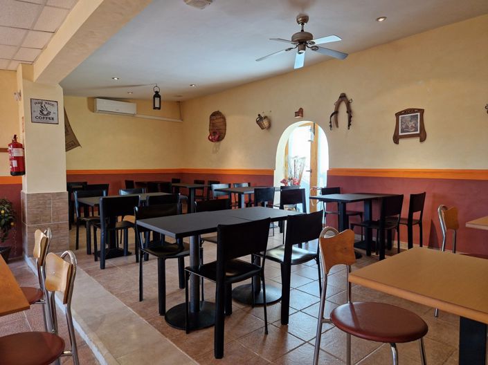 Image No.12-3 Bed Country House for sale