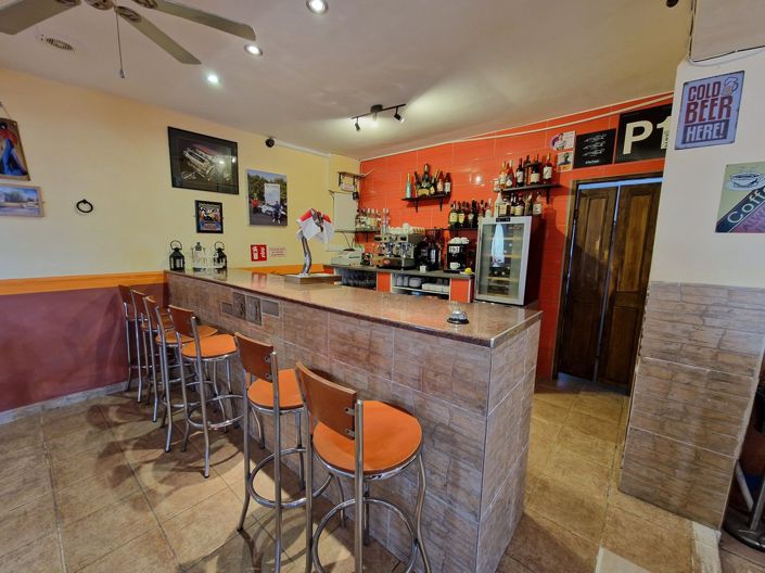 Image No.16-3 Bed Country House for sale