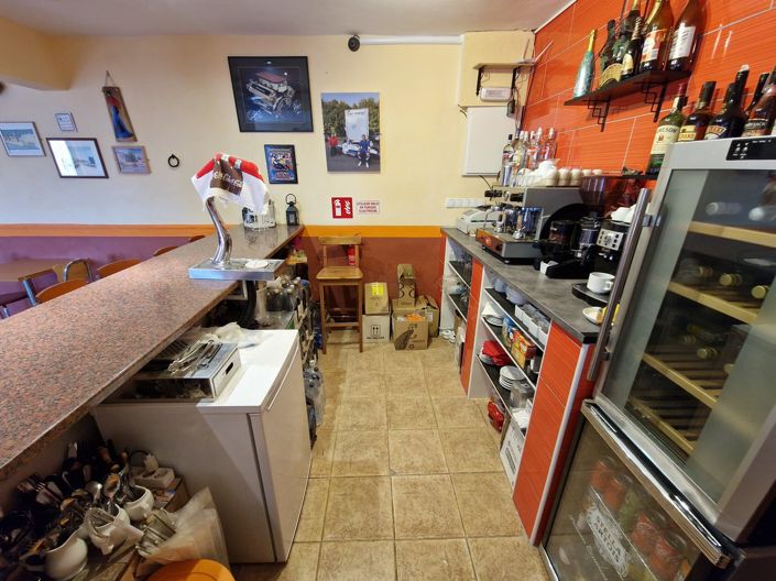 Image No.18-3 Bed Country House for sale