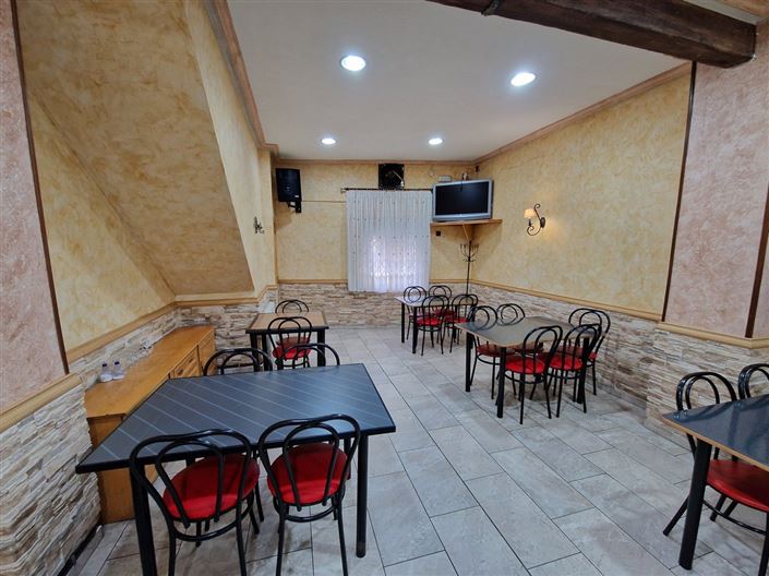 Image No.18-Commercial de 4 chambres à vendre à Canada de la Lena