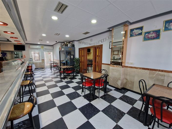 Image No.7-Commercial de 4 chambres à vendre à Canada de la Lena