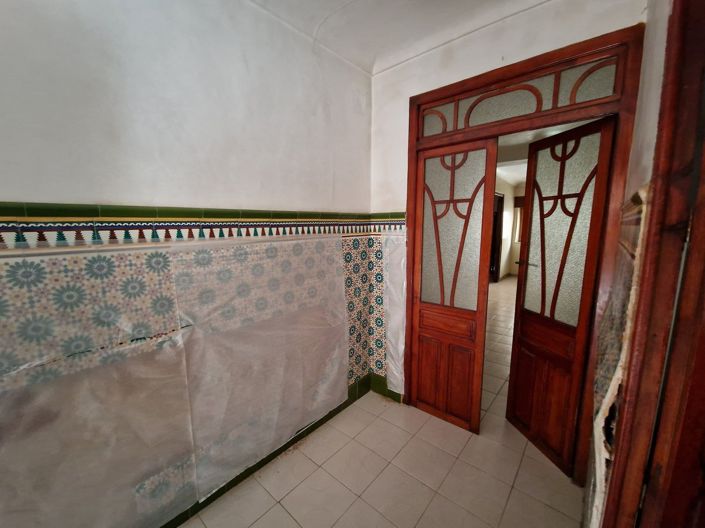 Image No.5-7 Bed Townhouse for sale