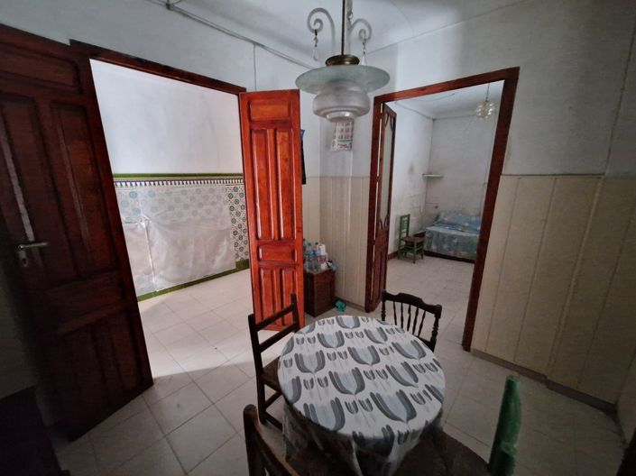 Image No.6-7 Bed Townhouse for sale