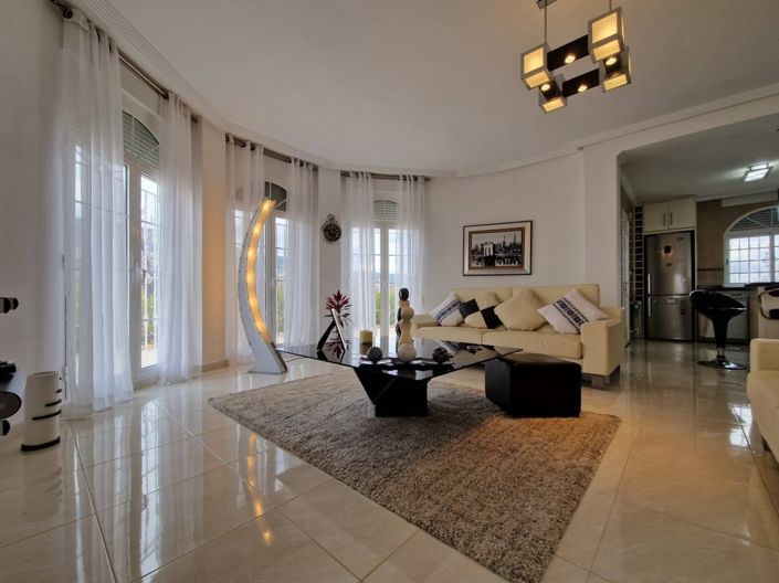 Image No.15-Villa de 4 chambres à vendre à Pinoso