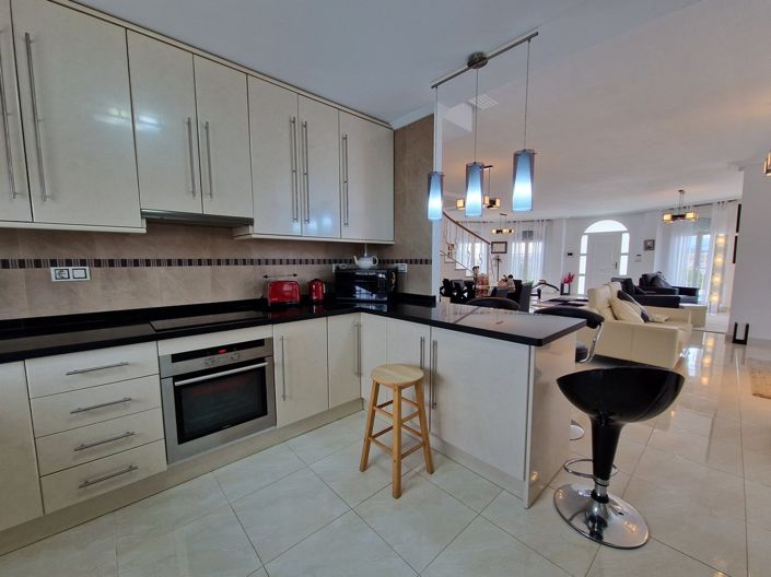 Image No.20-Villa de 4 chambres à vendre à Pinoso