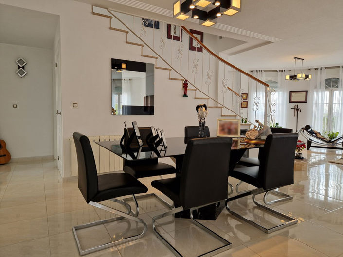 Image No.24-Villa de 4 chambres à vendre à Pinoso