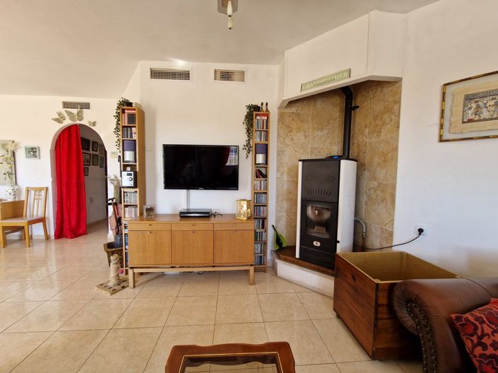 Image No.12-4 Bed Villa for sale