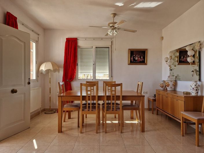Image No.8-4 Bed Villa for sale