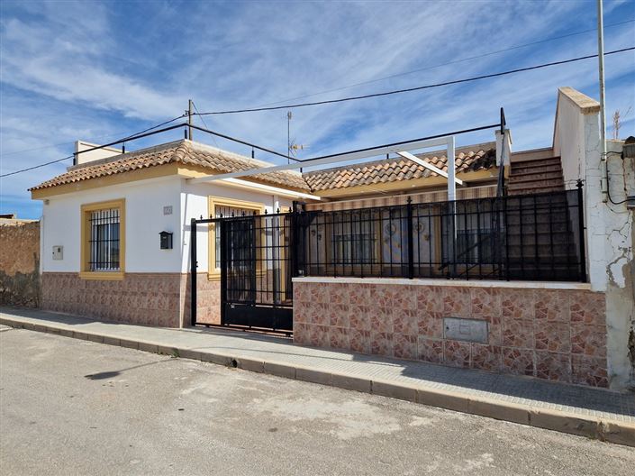 Image No.1-2 Bed Country House for sale