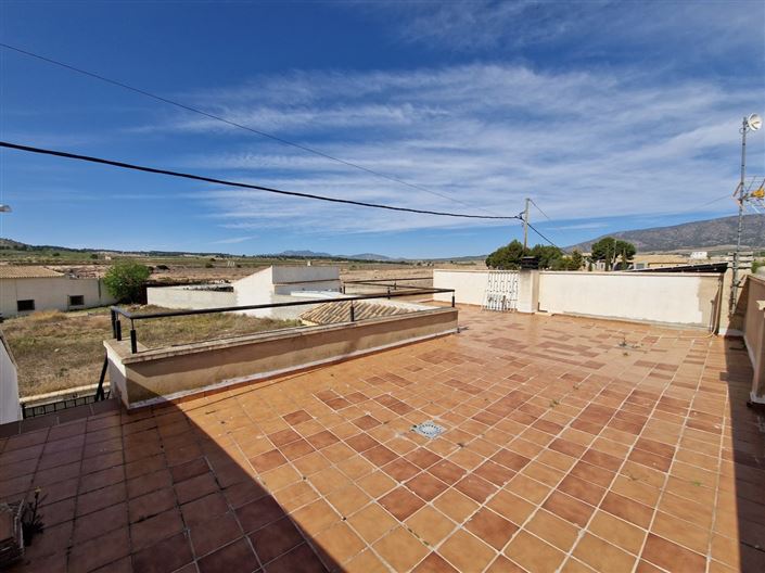 Image No.29-2 Bed Country House for sale