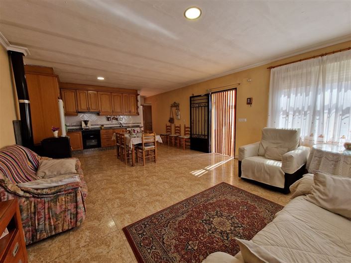 Image No.6-2 Bed Country House for sale