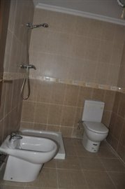 3377spaciousapartmentwithparkingspace08062311