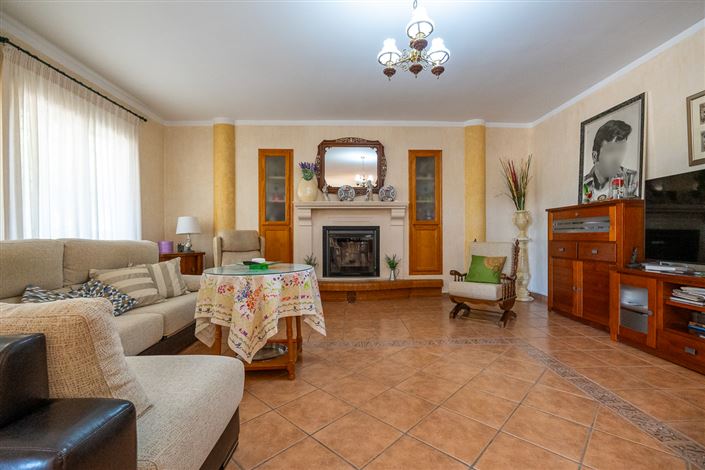 Image No.24-7 Bed Villa for sale