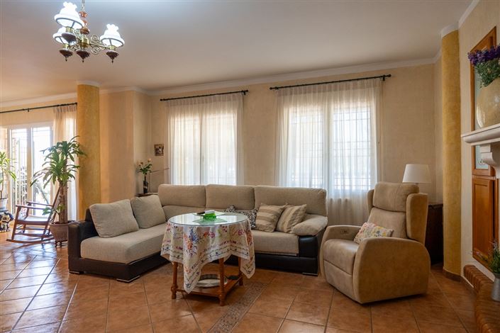 Image No.25-7 Bed Villa for sale