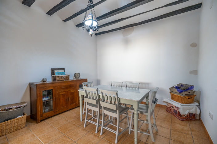 Image No.15-6 Bed Country House for sale
