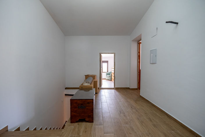 Image No.29-6 Bed Country House for sale