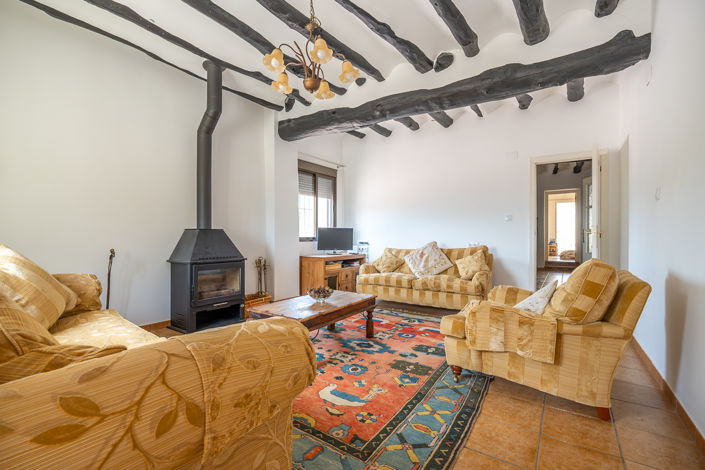 Image No.3-6 Bed Country House for sale