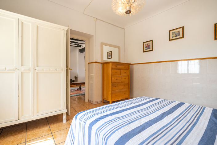 Image No.9-6 Bed Country House for sale