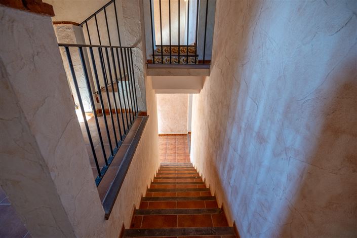 Image No.26-4 Bed Country House for sale