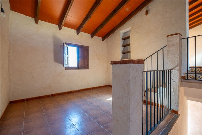 Image No.27-4 Bed Country House for sale