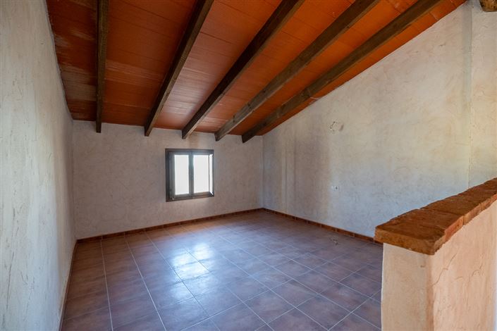 Image No.29-4 Bed Country House for sale