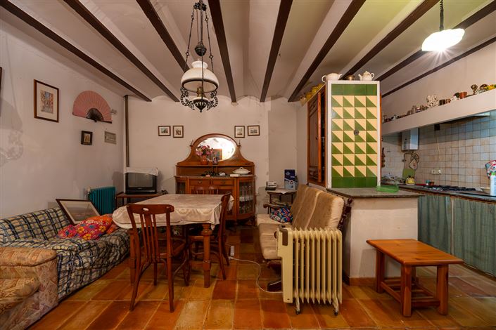 Image No.12-4 Bed Country House for sale