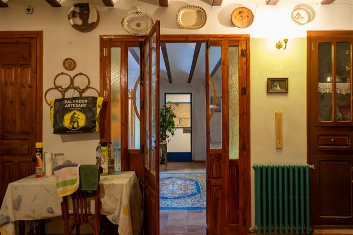 Image No.18-4 Bed Country House for sale