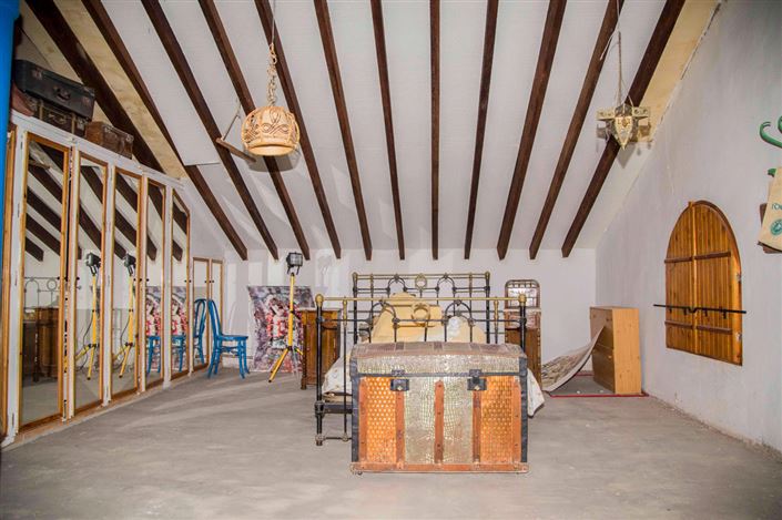 Image No.26-4 Bed Country House for sale