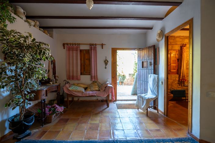 Image No.7-4 Bed Country House for sale