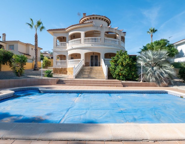 Image No.1-Villa de 4 chambres à vendre à Algorfa