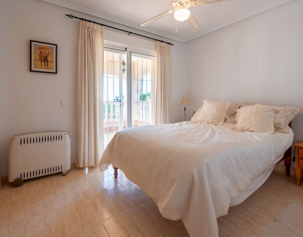 Image No.10-Villa de 4 chambres à vendre à Algorfa