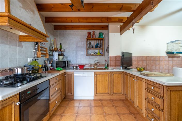 Image No.12-5 Bed Townhouse for sale