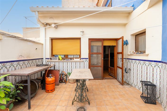 Image No.15-5 Bed Townhouse for sale