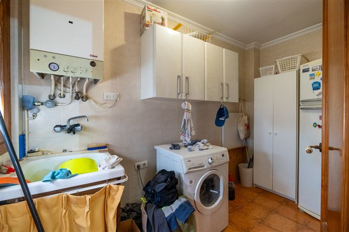 Image No.16-5 Bed Townhouse for sale