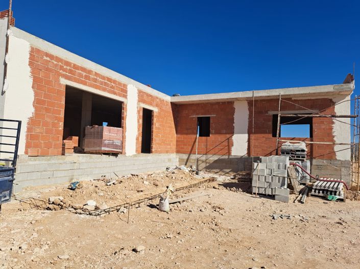 Image No.7-3 Bed Villa for sale