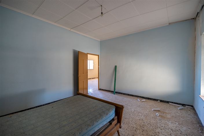 Image No.23-5 Bed Townhouse for sale