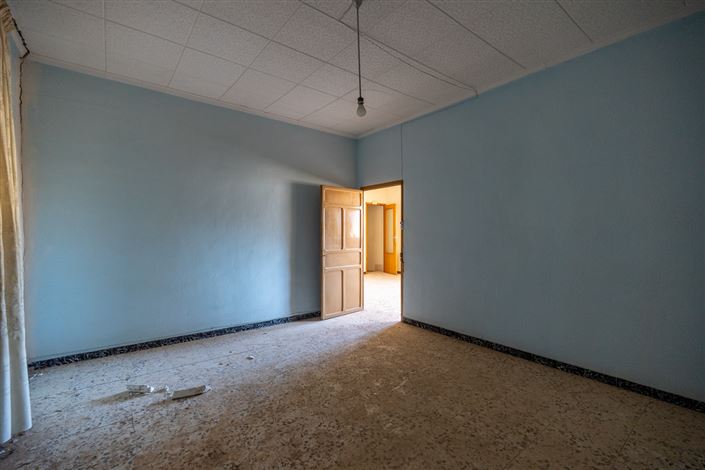 Image No.25-5 Bed Townhouse for sale