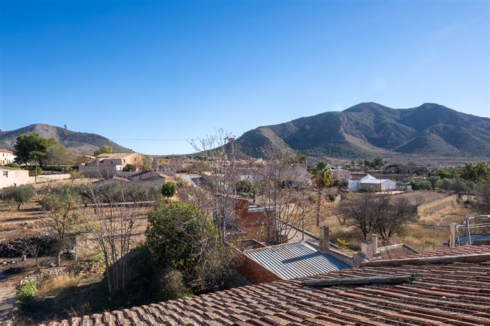 Image No.27-5 Bed Townhouse for sale