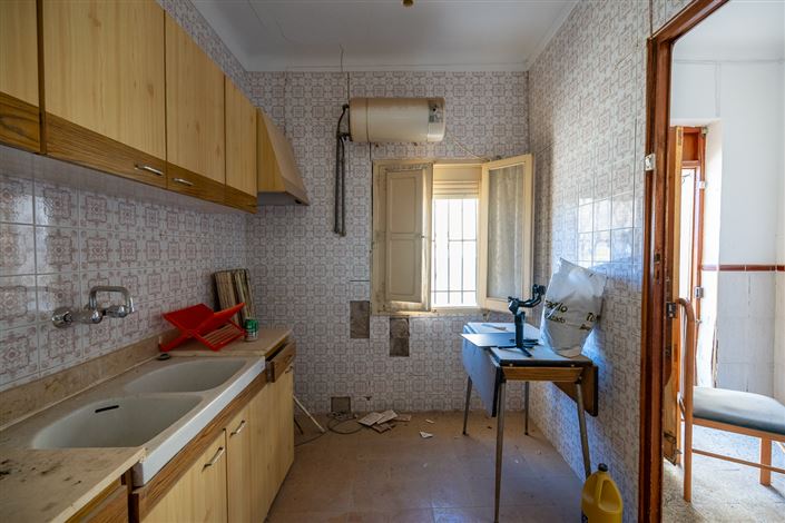 Image No.4-5 Bed Townhouse for sale