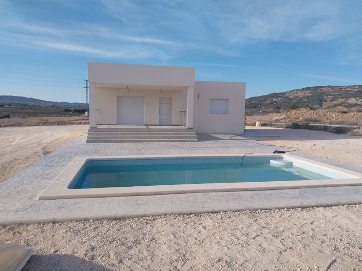 Image No.2-3 Bed Villa for sale