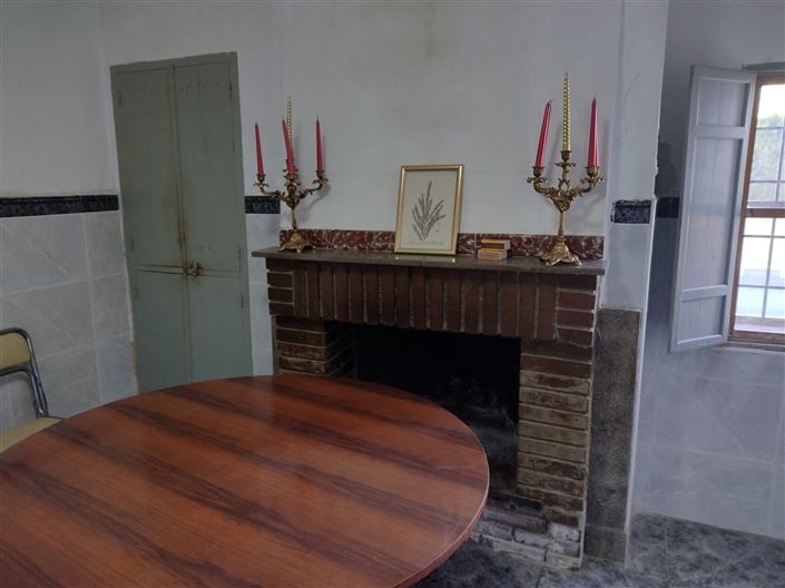 Image No.24-5 Bed Country House for sale