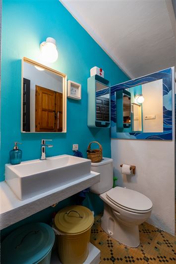 Image No.17-3 Bed Country House for sale